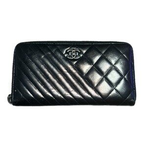 Chanel Quilted Lambskin Zip Wallet – Black